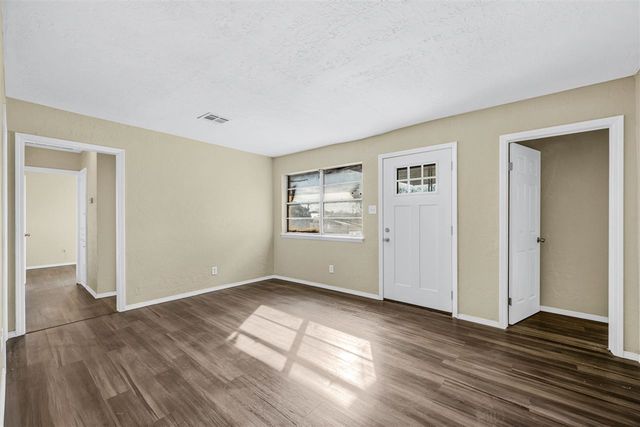 5301 NW Euclid Ave, Lawton, OK 73505