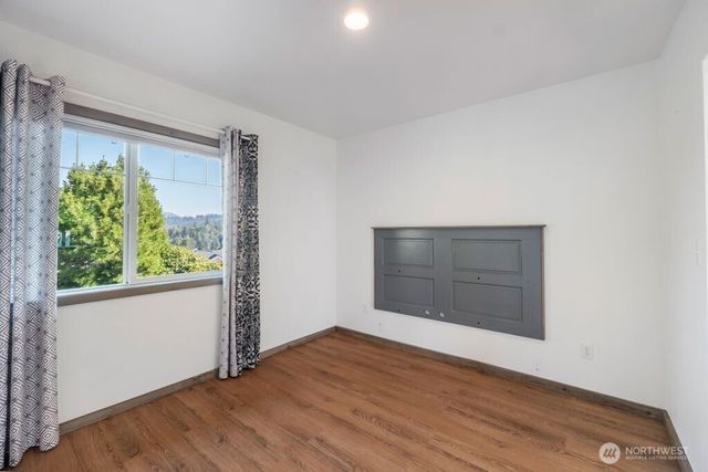 212 Dow Ridge Drive, Eatonville, WA 98328