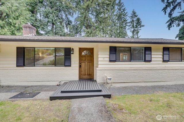 15062 SE 44th Street, Bellevue, WA 98006