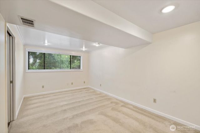15062 SE 44th Street, Bellevue, WA 98006