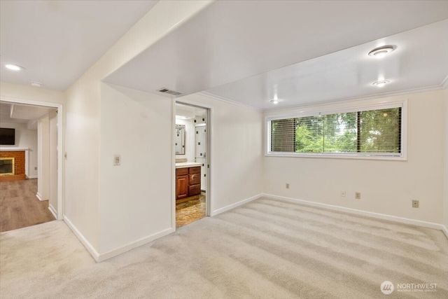 15062 SE 44th Street, Bellevue, WA 98006