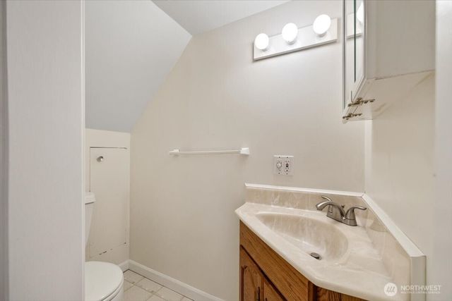 15062 SE 44th Street, Bellevue, WA 98006