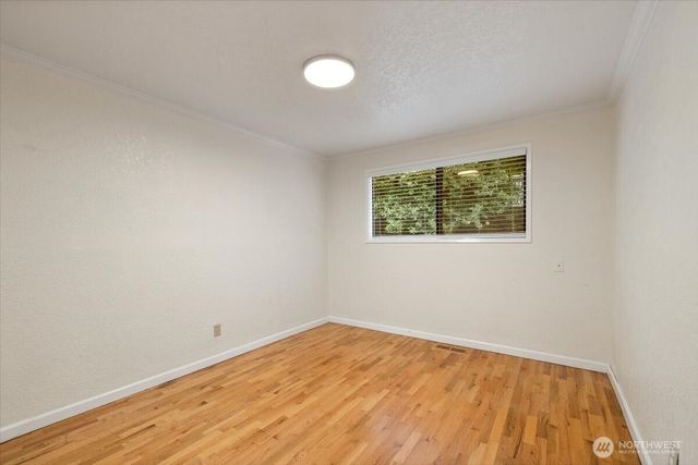 15062 SE 44th Street, Bellevue, WA 98006