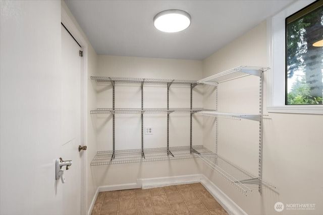 15062 SE 44th Street, Bellevue, WA 98006