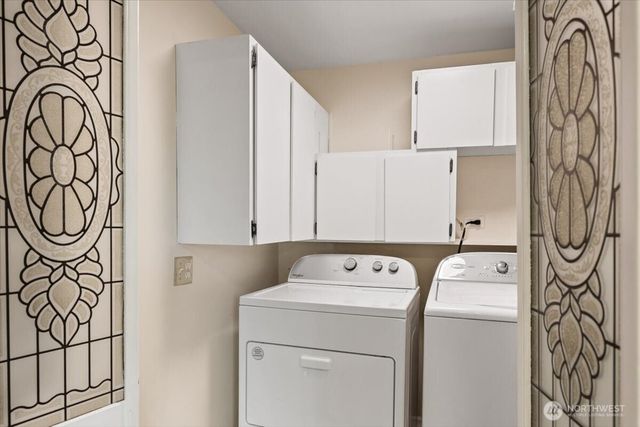 15062 SE 44th Street, Bellevue, WA 98006