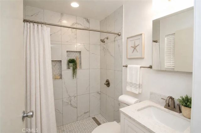 356 E Plenty, Long Beach, CA 90805