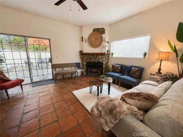 356 E Plenty, Long Beach, CA 90805