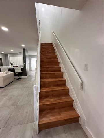 15368 SW 111th St, Miami, FL 33196