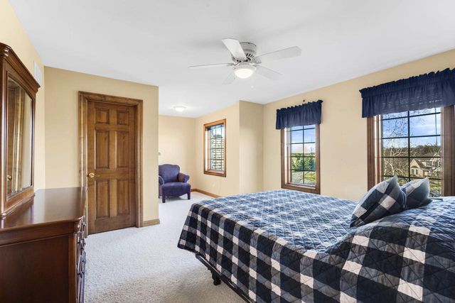 W316S8904 Laurens PARKWAY, Mukwonago, WI 53149