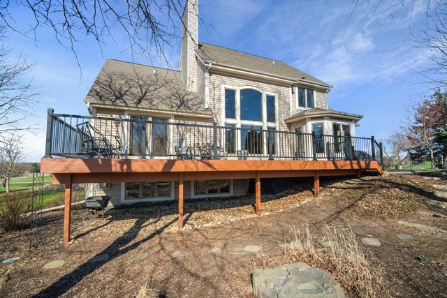 W316S8904 Laurens PARKWAY, Mukwonago, WI 53149