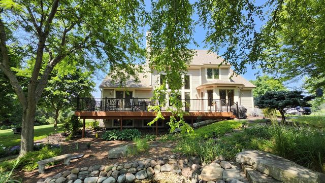 W316S8904 Laurens PARKWAY, Mukwonago, WI 53149