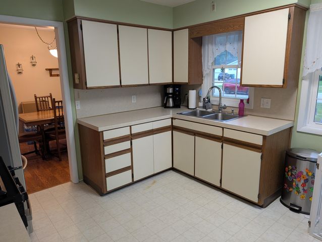 461 W Hile Road, Norton Shores City, MI 49441