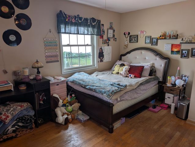 461 W Hile Road, Norton Shores City, MI 49441
