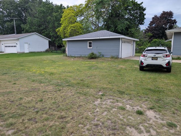 461 W Hile Road, Norton Shores City, MI 49441
