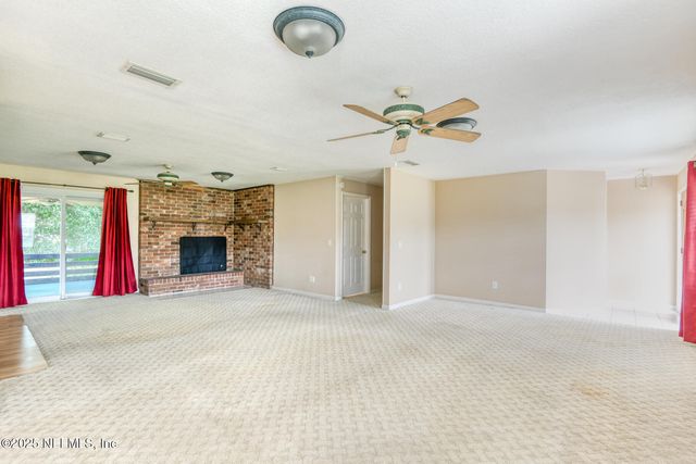 124 LATESHA Terrace, Palatka, FL 32177