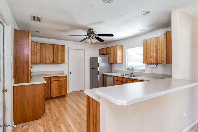 124 LATESHA Terrace, Palatka, FL 32177