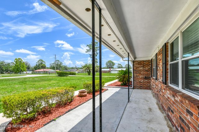 124 LATESHA Terrace, Palatka, FL 32177