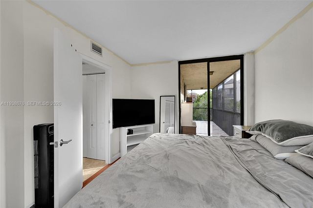 10501 W Broward Boulevard 311, Plantation, FL 33324