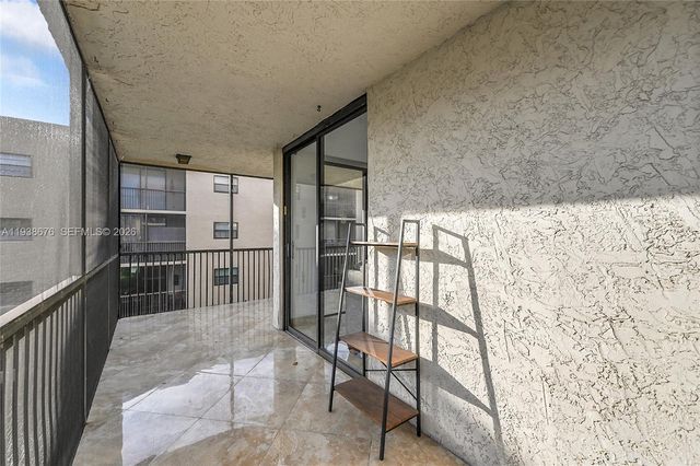 10501 W Broward Boulevard 311, Plantation, FL 33324