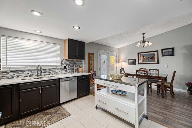 44115 Hunter Court, Lancaster, CA 93536