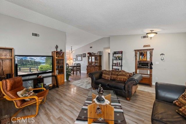 44115 Hunter Court, Lancaster, CA 93536