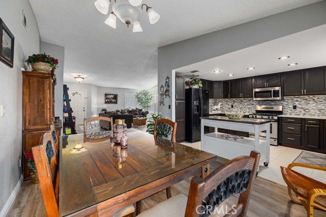 44115 Hunter Court, Lancaster, CA 93536