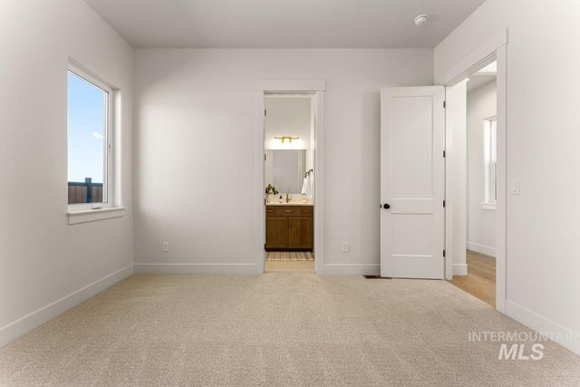 21690 Appaloosa Ave, Star, ID 83669