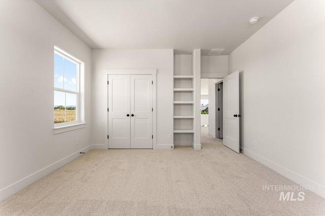 21690 Appaloosa Ave, Star, ID 83669