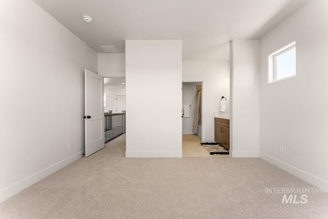 21690 Appaloosa Ave, Star, ID 83669
