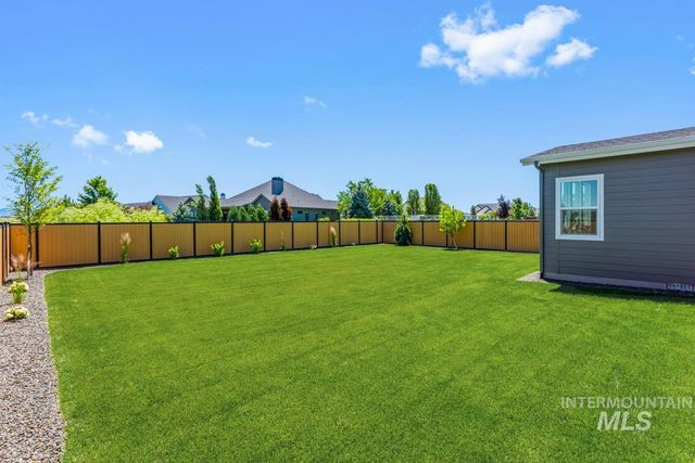 21690 Appaloosa Ave, Star, ID 83669
