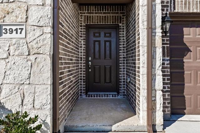 3917 Madison Lane, Denton, TX 76208
