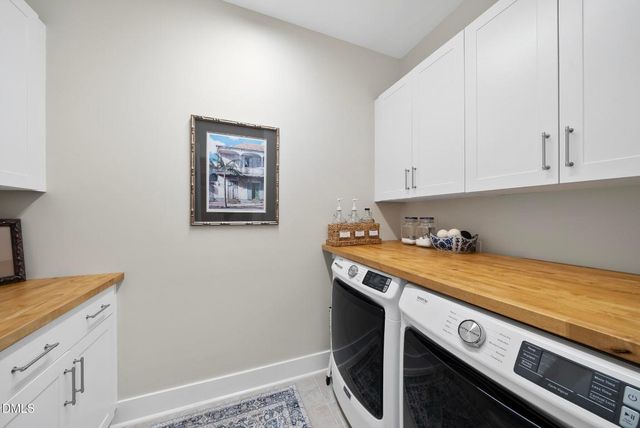 312 Scarlet Tanager Circle, Holly Springs, NC 27540