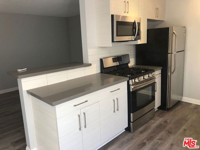 1120 Logan Street, Los Angeles, CA 90026