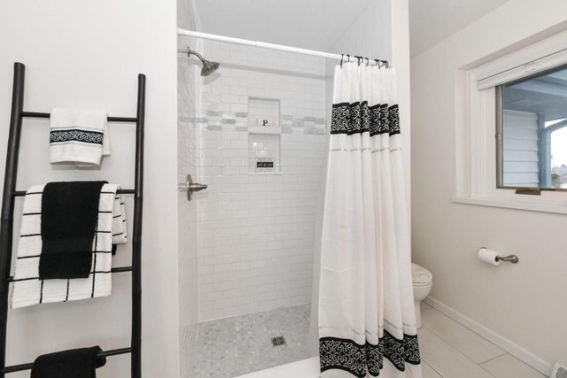 909 Bay View CIRCLE, Mukwonago, WI 53149