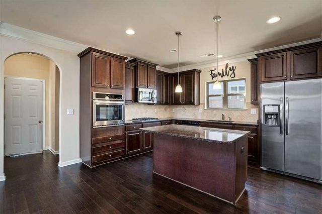 40 Quiet Water, Covington, GA 30016