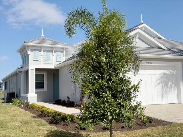 10509 KLEE AVENUE, Bradenton, FL 34212