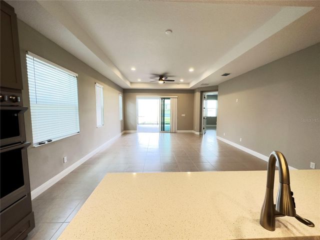 10509 KLEE AVENUE, Bradenton, FL 34212