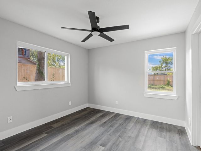 1142 Deerwood Drive, Dallas, TX 75232