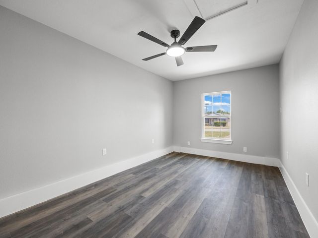 1142 Deerwood Drive, Dallas, TX 75232