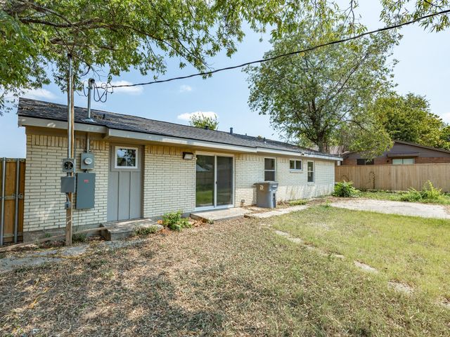 1142 Deerwood Drive, Dallas, TX 75232