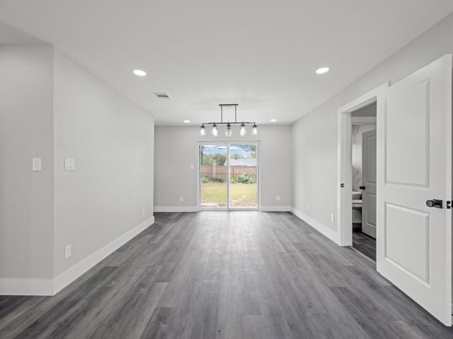 1142 Deerwood Drive, Dallas, TX 75232