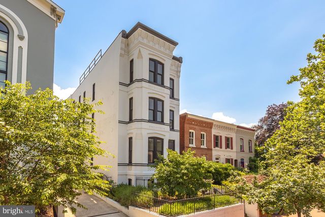 514 4th St SE Apt 100, Washington, DC 20003