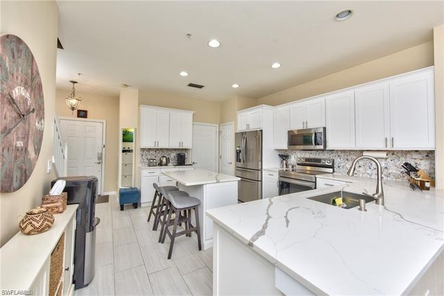 15591 Marcello CIR 143, Naples, FL 34110