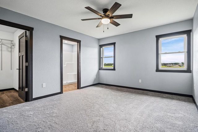 1212 Leo DRIVE, Holmen, WI 54636