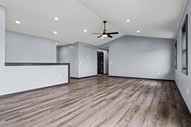 1212 Leo DRIVE, Holmen, WI 54636