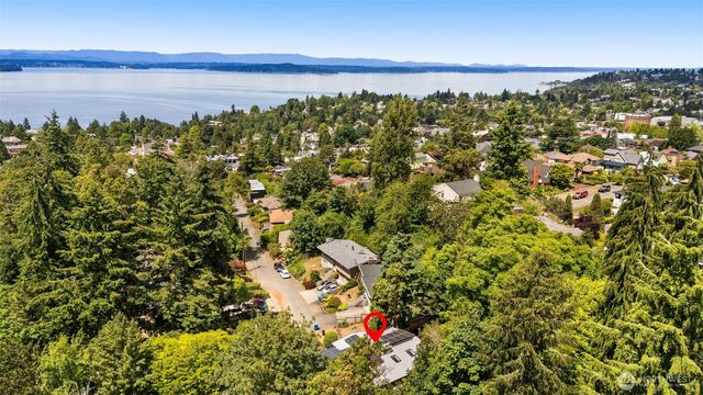 4000 SW Myrtle Street, Seattle, WA 98136