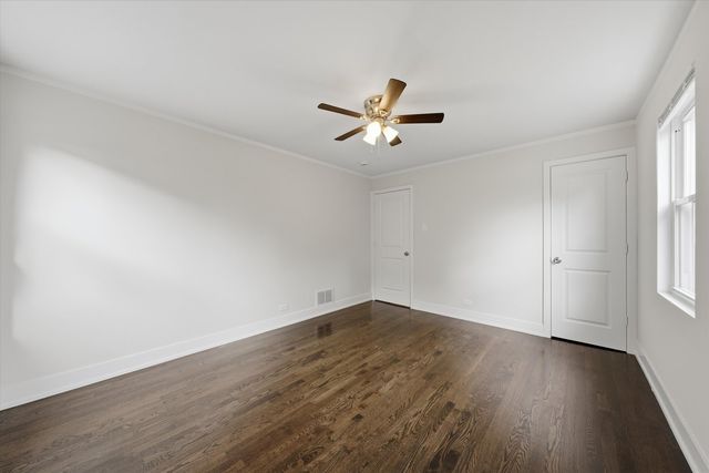 8113 S Campbell Avenue, Chicago, IL 60652