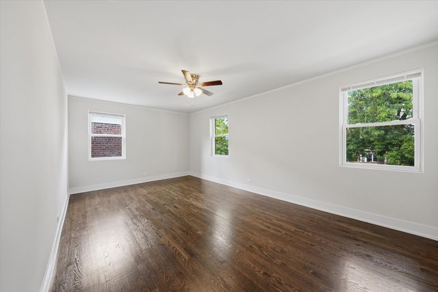 8113 S Campbell Avenue, Chicago, IL 60652