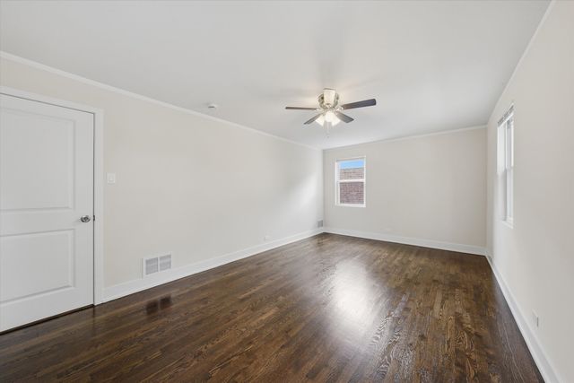 8113 S Campbell Avenue, Chicago, IL 60652