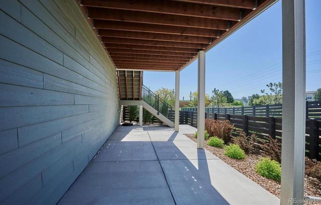 8926 Ramblestone Street, Highlands Ranch, CO 80129